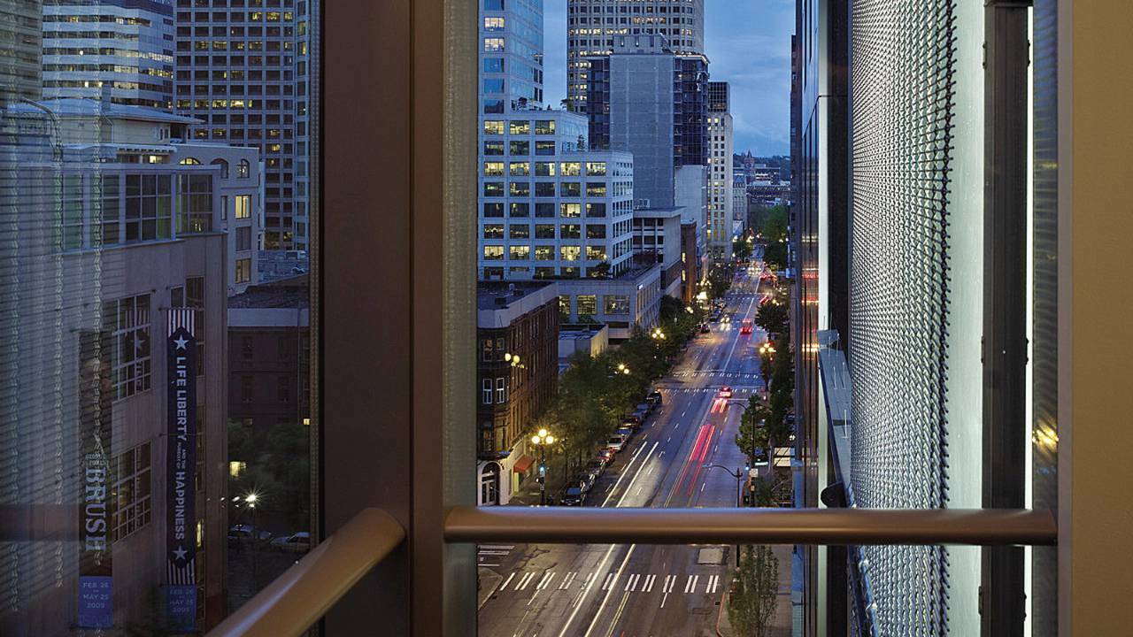 Four Seasons Hotel Seattle Exterior photo